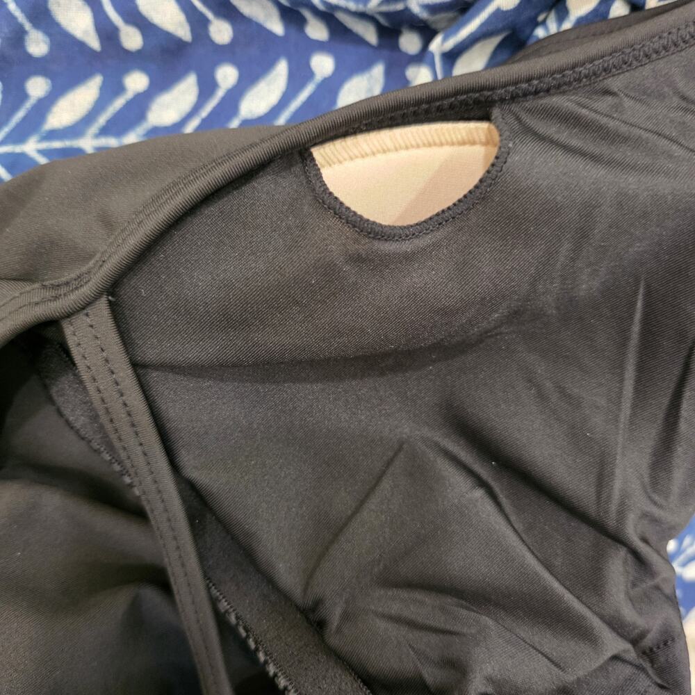Women's Amazon Black Skinny Leg Yoga Jumpsuit Crossback Size Small Padded - Picture 4 of 5
